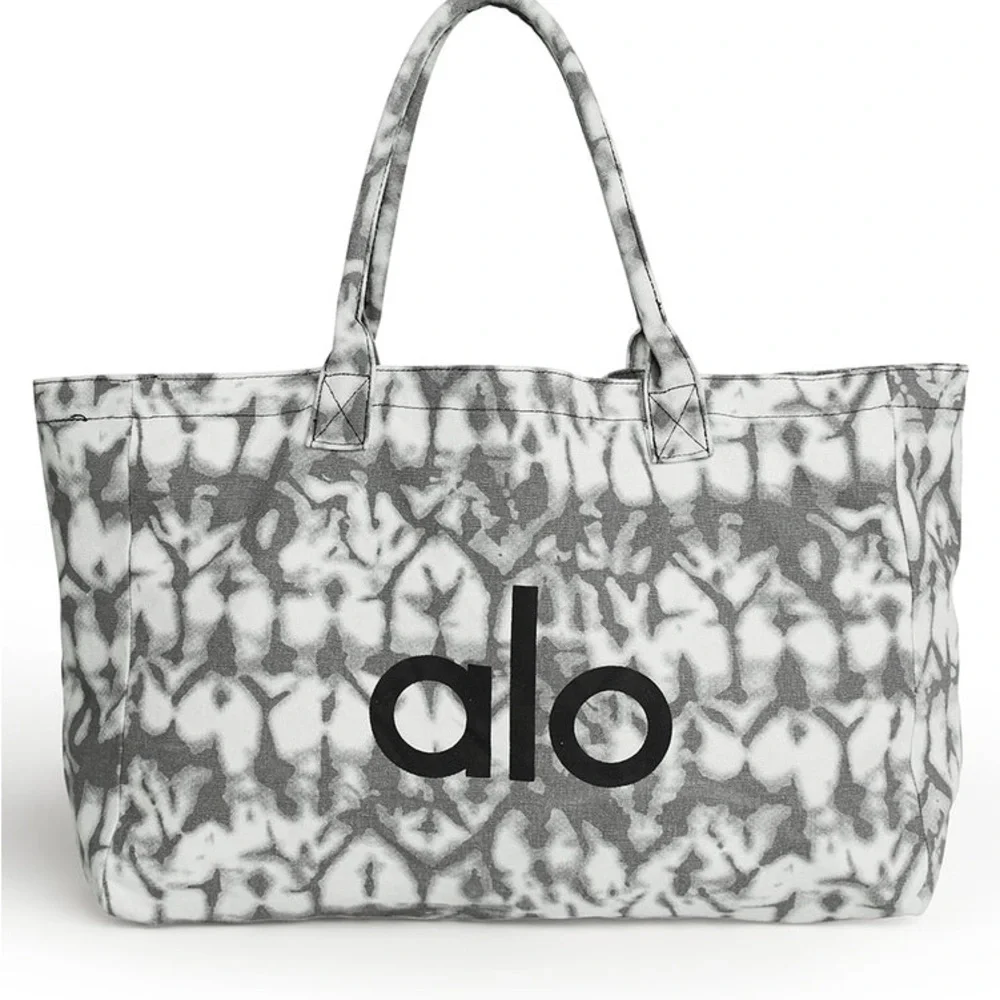 ALO tie dye iconic tote oversized shopper bag gray